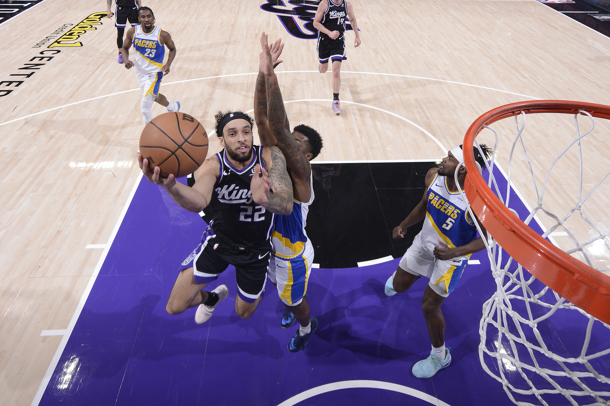 华体会平台网址-德文·卡特末节狂轰22分 国王主场逆转险胜步行者