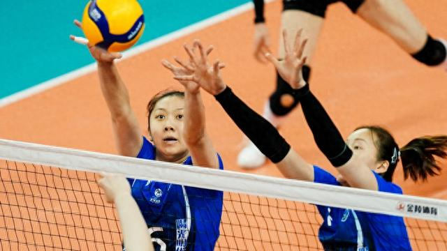 华体会官网-关键战大胆启用新人，蔡斌的“年轻牌”开始兑现！半决赛上海女排明晚战山东|山东队|山东女排|新民晚报|比赛|阵容_新浪体育_新浪新闻